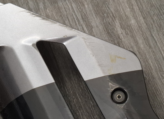 Seiten verkleidung links Suzuki GSX R 1100