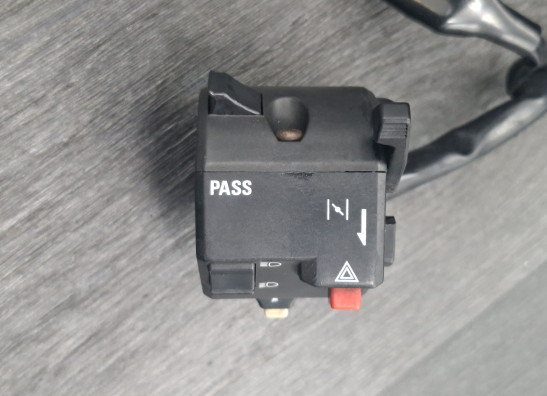 Stuurschakelaar links Triumph Trident 900