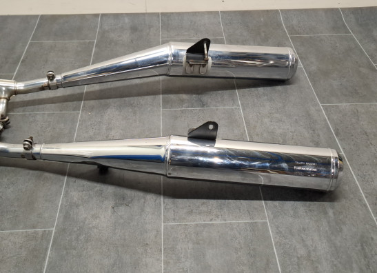 Uitlaat Triumph Trident 900