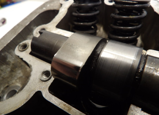 Cylinder head Suzuki VS 700 Intruder