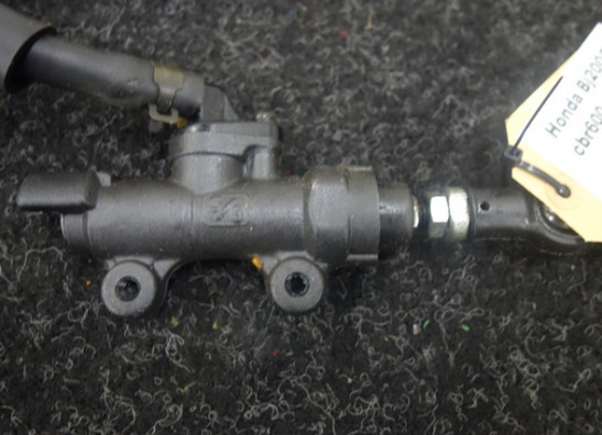 Bremszylinder hinten Honda CBR 600 RR