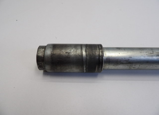 Axle front Suzuki GSX R 1300 Hayabusa