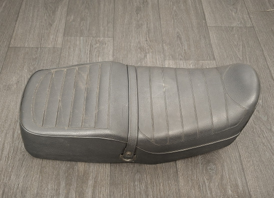 Zadel Kawasaki Z 550 GT