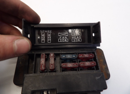 Sicherungkasten Kawasaki GPZ 500