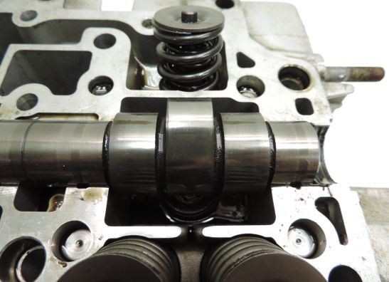 Cylinder head Honda VT 700 750