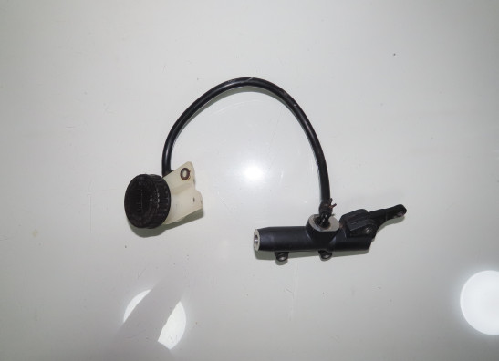 Rempomp achter Moto Guzzi California 1100