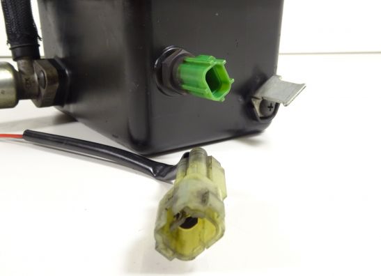 Air cleaner case Suzuki Burgman 650