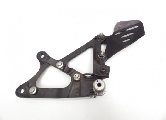 Fussrastetrager vorne rechts Yamaha YZF R1