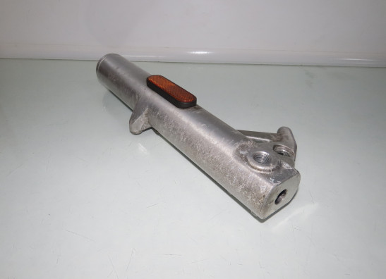 Voorpoot links onder Moto Guzzi California 1400