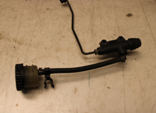 Rempomp achter BMW R 1100 RT