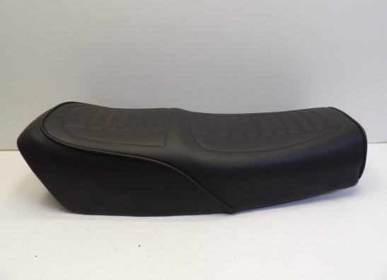 Zadel Kawasaki Z 400