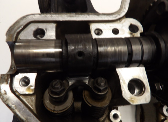 Cylinder head Honda VF 700  750 C Magna