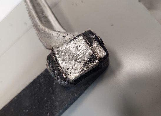 Duo voetsteun links Aprilia RSV 1000