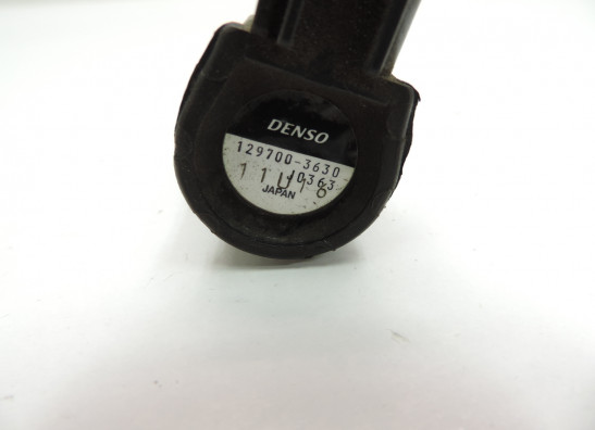 Bobine Kawasaki ZX 9 R