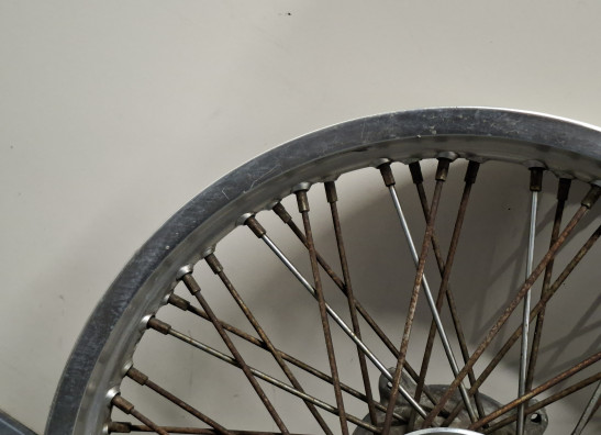 Front Wheel Suzuki VS 700 Intruder