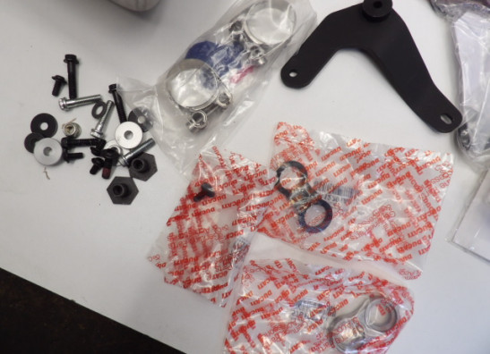 Uitlaat Ducati Scrambler Cafe Racer