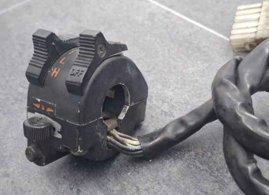 Stuurschakelaar links Suzuki GS 750
