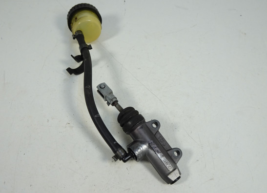 Rempomp achter BMW K 1200 S 