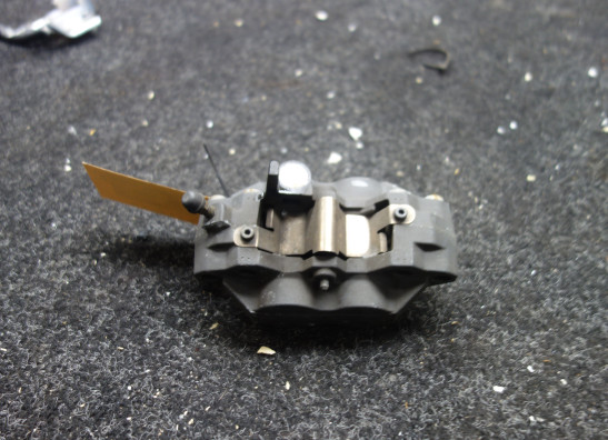 Remklauw rechts voor Suzuki SV 1000