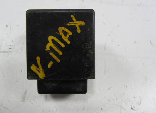 Relay Yamaha V max