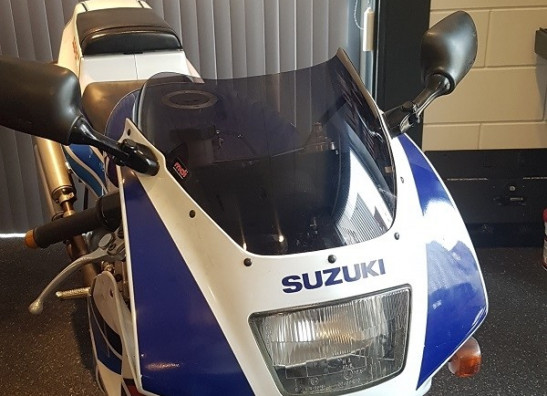 Wind screen Suzuki RGV 250