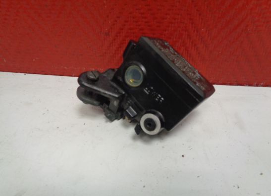 Front brake master cylinder  Yamaha FZ8