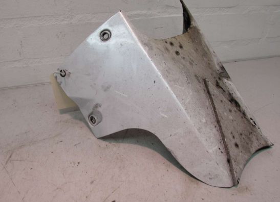 Cowl under Suzuki GSX R 600