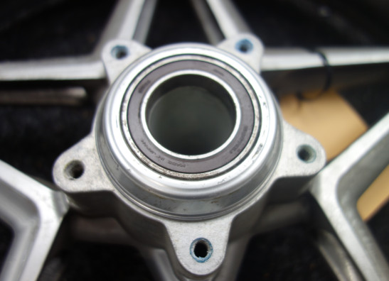 Voorvelg MV Agusta 750 Brutale