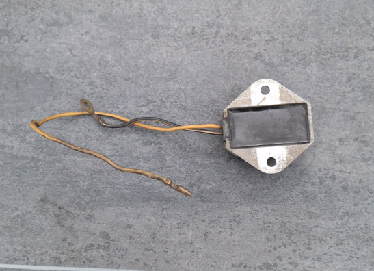 Regulator rectifier  Suzuki GS 550