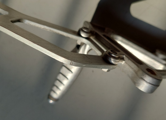 Footrest right Aprilia RSV 1000