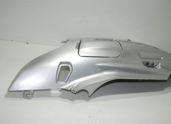 Linker achterkant Suzuki Burgman 650