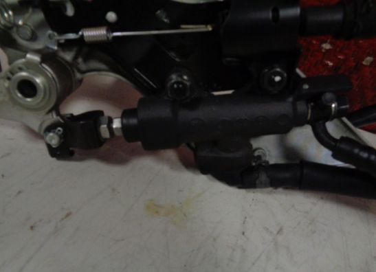 Bremszylinder hinten Honda VFR 1200