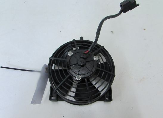 Ventilator Aprilia Tuono 1000
