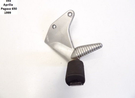 Soziusfussraste links Aprilia Pegaso