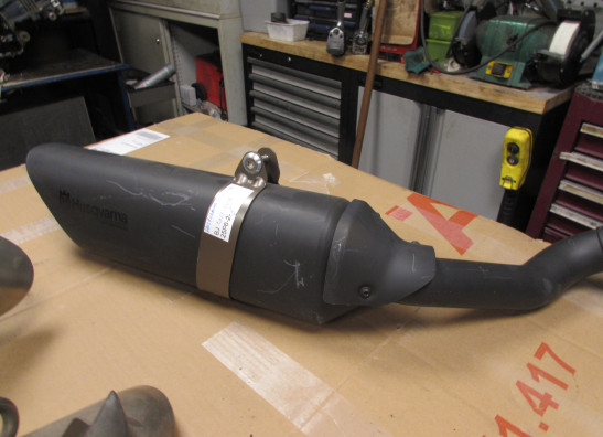 Uitlaat Husqvarna Svartpilen 701