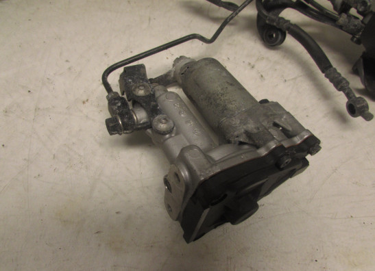 ABS pomp Honda CBR 600 RR