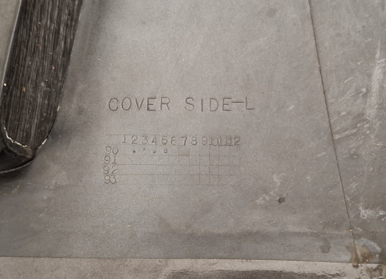 Cowl Left Suzuki GSX R 400