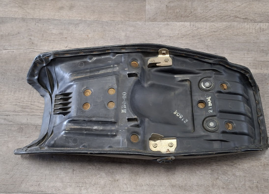 Zadel Honda VF 700  750 S Sabre