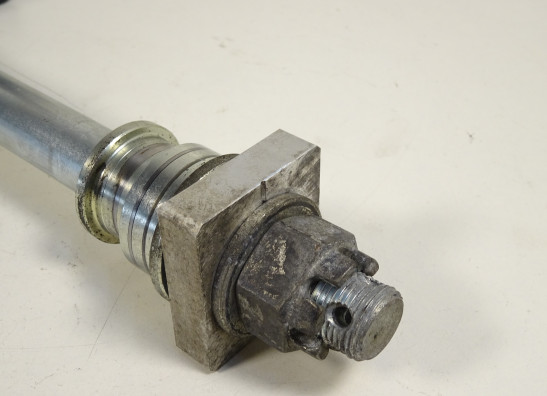 Rear axle Kawasaki VERSYS 650