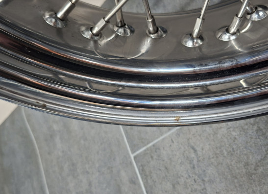 Achtervelg Harley Davidson FLHRC Road King Classic