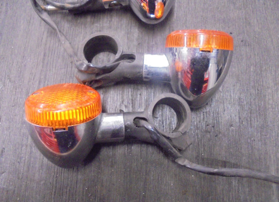 Knipperlicht Honda VF 700  750 Supermagna