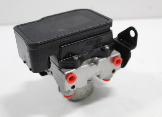 ABS pomp Triumph Sprint ST 1050