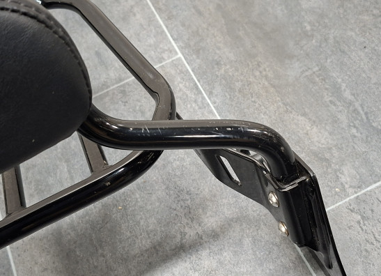 Rugsteun sissybar Harley Davidson FXSB Breakout