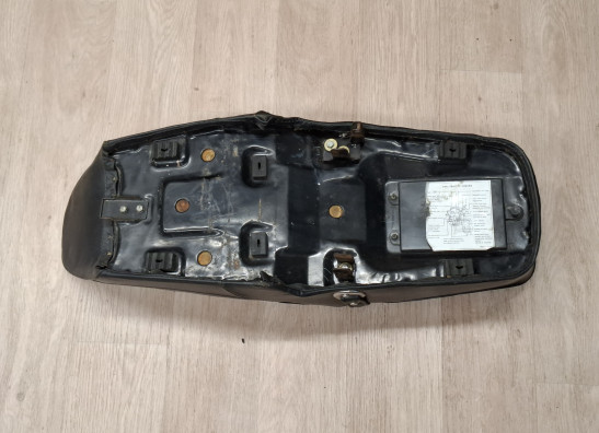 Zadel Kawasaki CSR 305 LTD