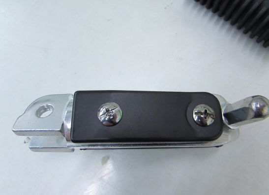 Fussraste rechts Suzuki GSX R 1300 Hayabusa