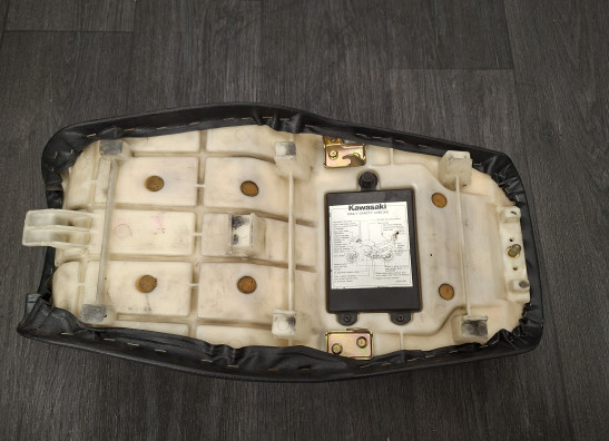 Zadel Kawasaki ZZR 600