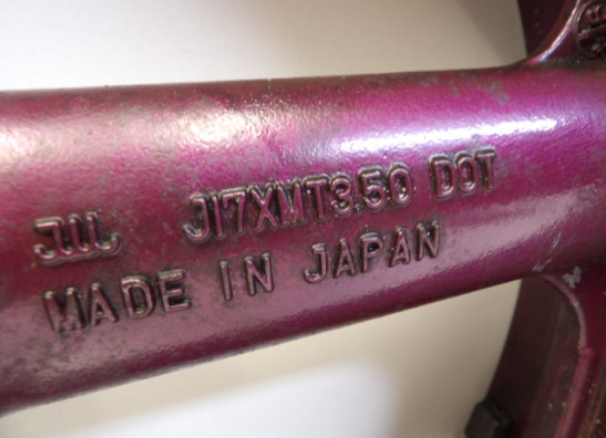 Voorvelg Suzuki RF 900