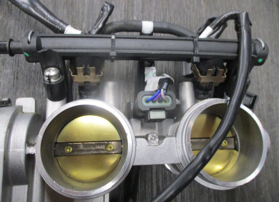 Gasklephuis Husqvarna 901 Norden