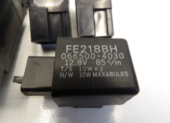 Relais unit Yamaha FZ6