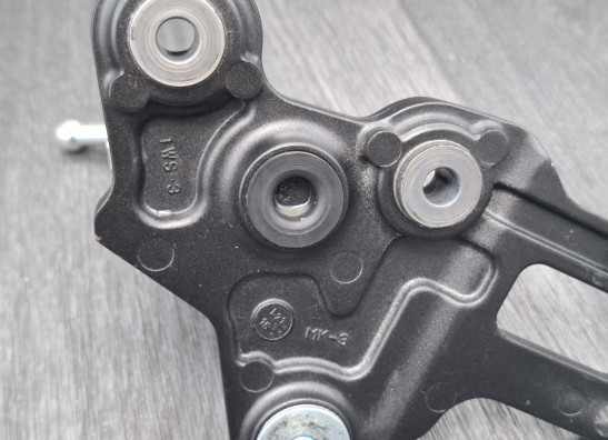 Main step holder right Yamaha Tracer 7